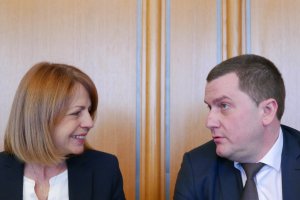 Тясното партийно ръководство на левицата застана на нож срещу кмета