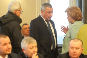 Без особени усилия депутатите от ГЕРБ успяха да прокарат през