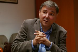 Г н Кръстев наскоро издадохте най новата си книга Имитация и