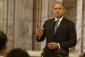 Изправени пред общо изпитание нека не допуснем никой да се