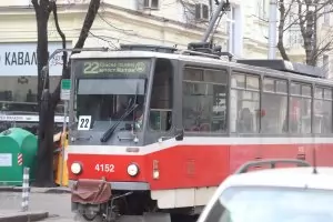 Ремонтираната ул. "Опълченска" отваря за трамваи 21 и 22   
