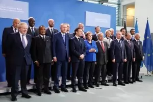 Световните сили решиха да се "въздържат от намеса" в Либия 