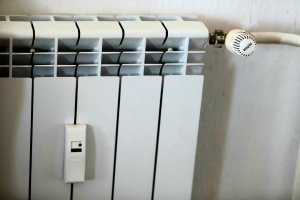 Фирмите и домакинствата няма да си получат скоро компенсациите за