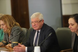 Заповедите които здравният министър Кирил Ананиев издава във връзка с