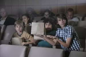 "Екшън", ама български