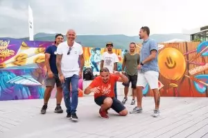 Графити в НХГ или слон в зоопарк?