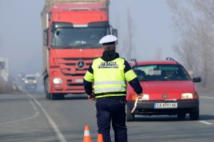 От днес  Пътна полиция започва акция срещу шофьорите които карат коли