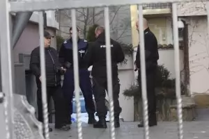 Божков ще заведе дела за репресиите срещу близките си