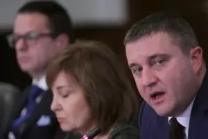 Адвокати поискаха Горанов да се извини за думата "маргинали"