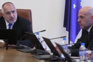 Ние сме за машинното гласуване днес приемаме точката и се