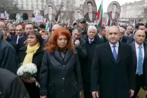 Президентът: Случаят с къщата в Барселона засяга и България