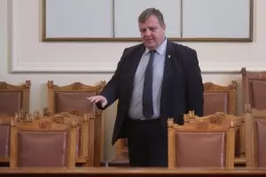 Военният министър иска да забрани вноса на храни