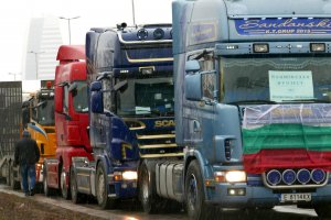 От 05 00 ч на 1 март пътните превозни средства с