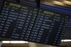 През юни пътуванията на българи в чужбина и посещенията на чужденци