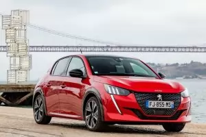 Peugeot 208 стана "Автомобил на 2020 г." в Европа