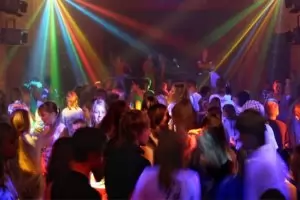 И у нас масово дискотеки и барове са "пожароопасни" 