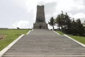 Президентът отива на Шипка въпреки отмяната на честването