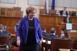 Парламентарната правна комисия изненадващо прие предложение на ДПС държавата да