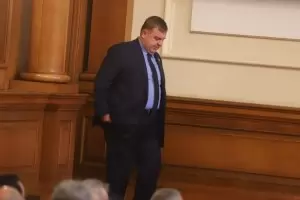 Каракачанов потвърди близките си отношения с Бобокови  