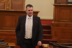 Двама от членовете на Борда на директорите на Българския енергиен