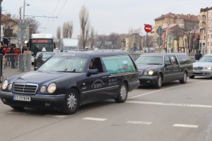 Столична община ще направи нов опит да регистрира погребалните агенции