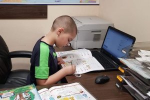 Със или без дистанционното обучение 20 от учениците в България