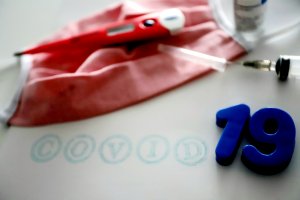 819 нови случая на COVID 19 отчита официалният към 00 00 часа