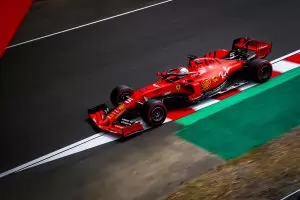 Отборите във Формула 1 плашат FIA със съд заради "Ферари"