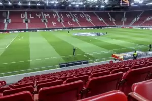 УЕФА "замрази" Шампионската лига и Лига Европа