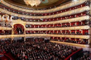 Декор премаза до смърт артист на сцената в Болшой театър