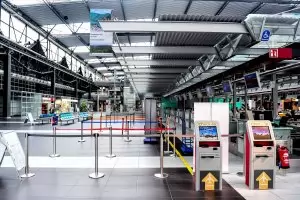 Светът е под почти пълна карантина заради COVID-19