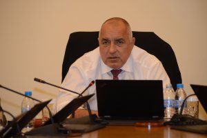 Шест положителни проби ни делят от въвеждане на нов модел на