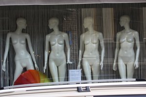 През март 17 2 от фирмите са започнали съкращения на работници