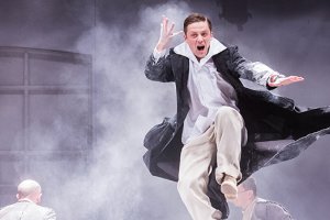 Руският Болшой театър отмени представления на двама режисьори обявили се