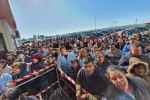 Заводът край Хасково работи и след протеста на служителите си