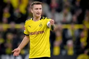 Футболист дари 500 000 евро за закъсалите фирми в Дортмунд