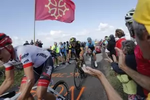 "Тур дьо Франс" също пада жертва на COVID-19