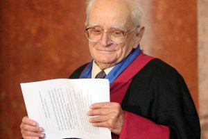 Улици в София вече ще носят имената на Валери Петров