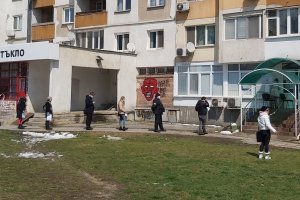 Сред особените черти на кризата причинена от епидемията от коронавирус