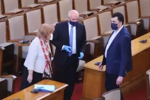 ГЕРБ удължи извънредното положение с подкрепата на ДПС