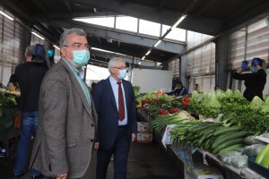 Пазарите у нас ще бъдат отворени след Великден ако противоепидемичните