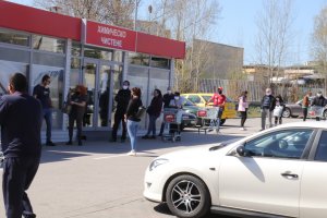 Часовите пояси за пазаруване в хранителните магазини и аптеките отново