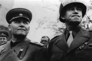 Русия пусна непоказвани снимки от срещата на Елба през 1945 г.
