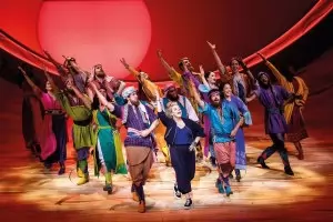 Андрю Лойд Уебър пуска за безплатно гледане мюзикълите си