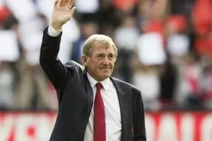 Кени Далглиш е в болница с коронавирус