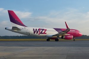  
Страстите около Wizz Air доведоха до пълна отмяна на двустранните полети