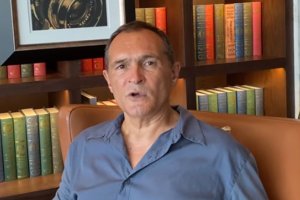 Васил Божков може да бъде разпитан докато е в Дубай