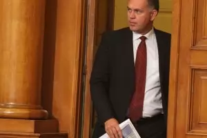 С изявите си Васил Божков търси сделка с властта 