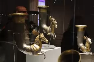 Божков ще съди лично Гешев заради колекцията си