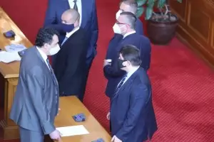 До дни управляващите ще кажат какво е фалшива новина